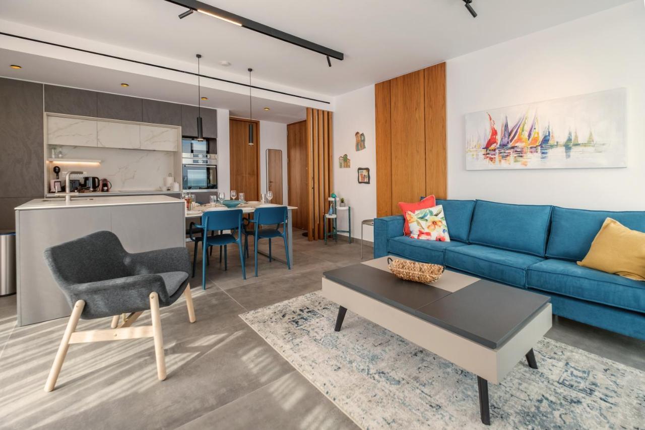 Gaia Seaview Apartment 1 Larnaca Exterior photo